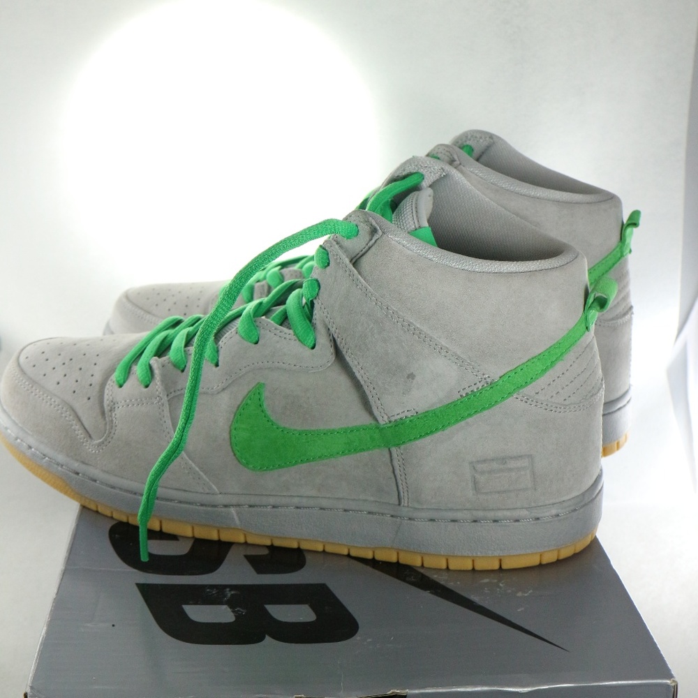 SOLD!! NIKE SB Dunk High 'Silver Box' Sneakers - Picture 2 of 8